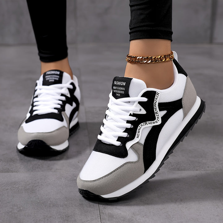 Women's Vintage Lace-Up Round-Toe Sneakers Soft-Sole Casual Shoes